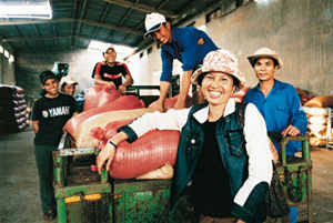 Nestlé works closely with farmers and coffee cooperatives