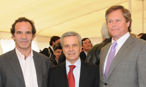 Senator Andres Allamand, Fernando del Solar, Chief Executive Nestlé Chile and Senator Carlos Kuschel