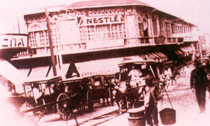 Sales office in 1911