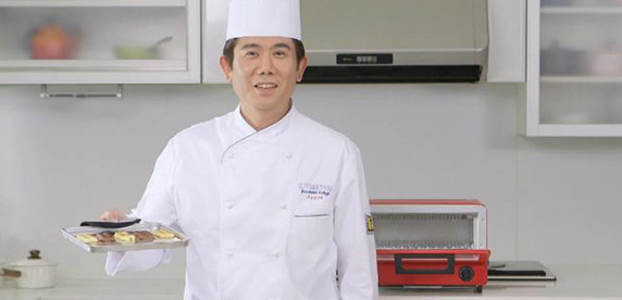 Chef Patissier Yasumasa Takagi