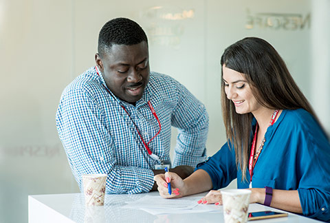 story-teaser-Leading together-card-Standard Box Html