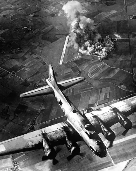 World War 2 plain