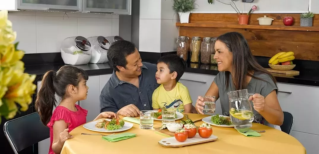 Family eating breakfast