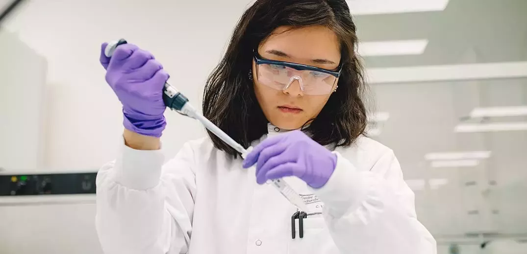 Female scientist