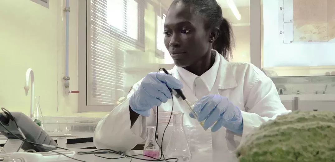 woman scientist