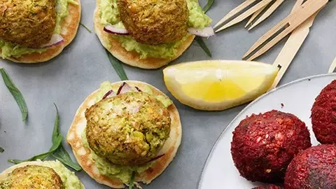 #3 global food trends we're hitting