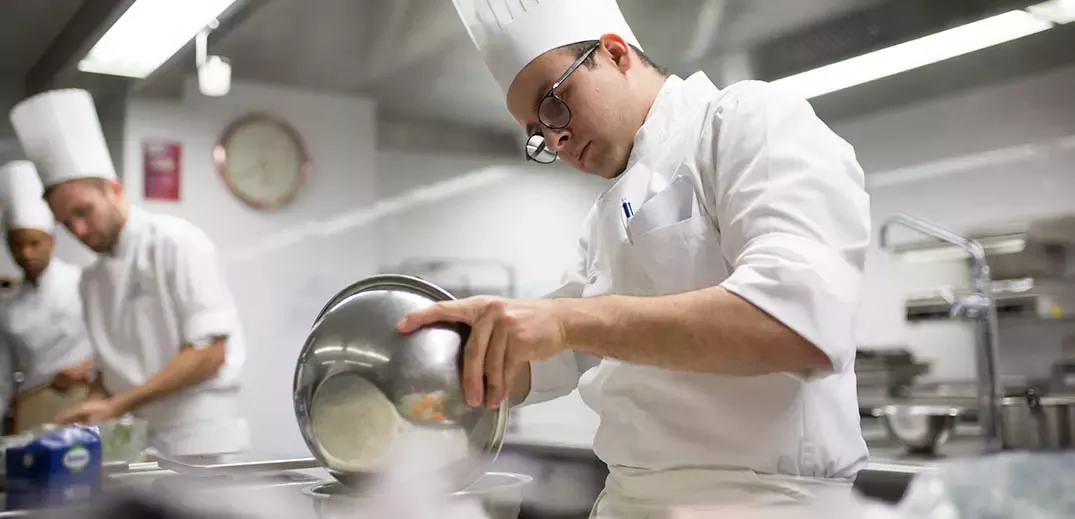 chef cooking