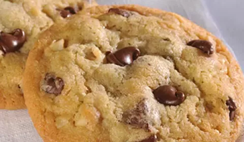 chocolate chip cookies